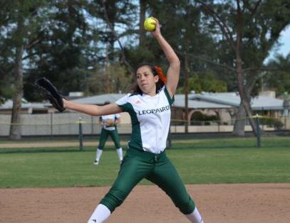 Softball Topped By Chapman In Twinbill