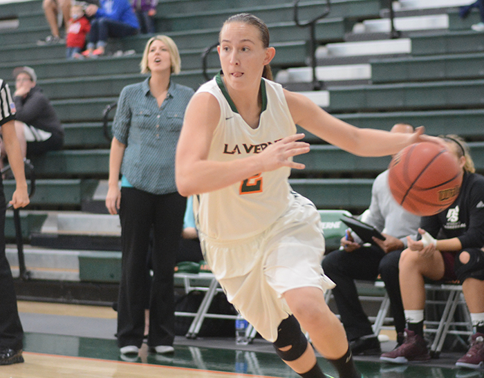 Women’s Basketball holds off Puget Sound, 66-63