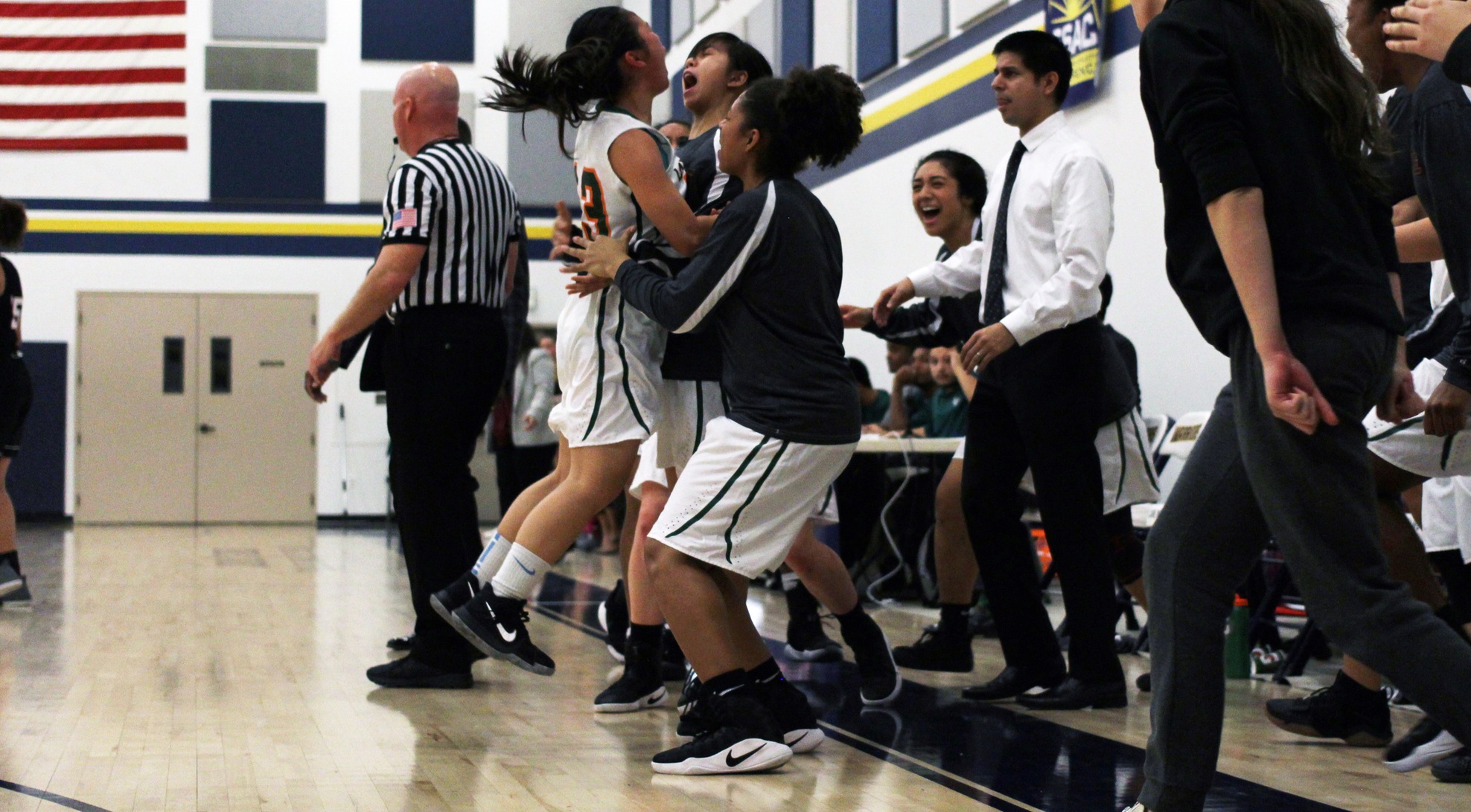 Leopards rally to beat Oxy in Overtime