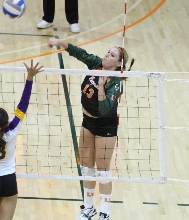 Volleyball Takes Down Beavers In Three