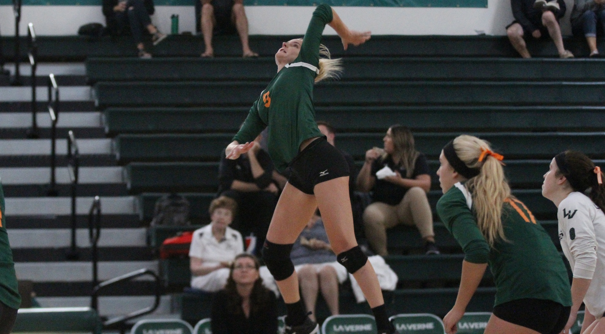 Volleyball ends invite with win