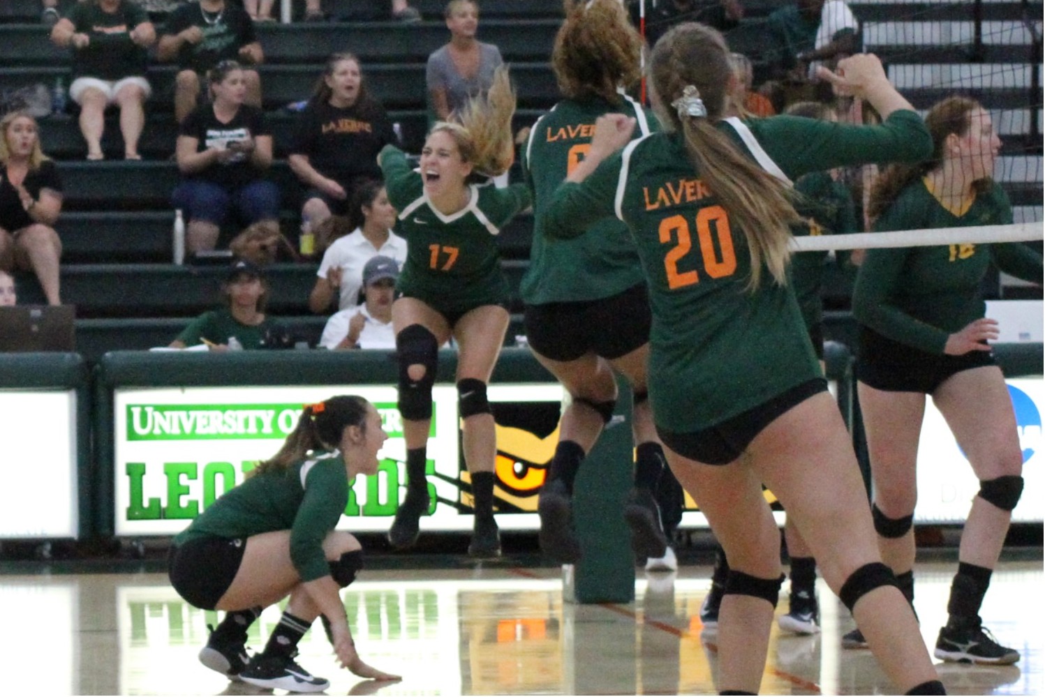 No. 25 Volleyball Finishes Pacific Coast Classic 4-0