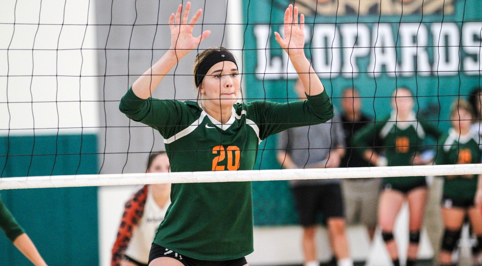 Volleyball battles but falls to No. 2 CMS