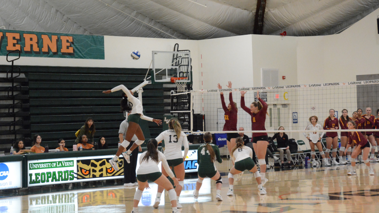La Verne Sweeps Caltech On The Road