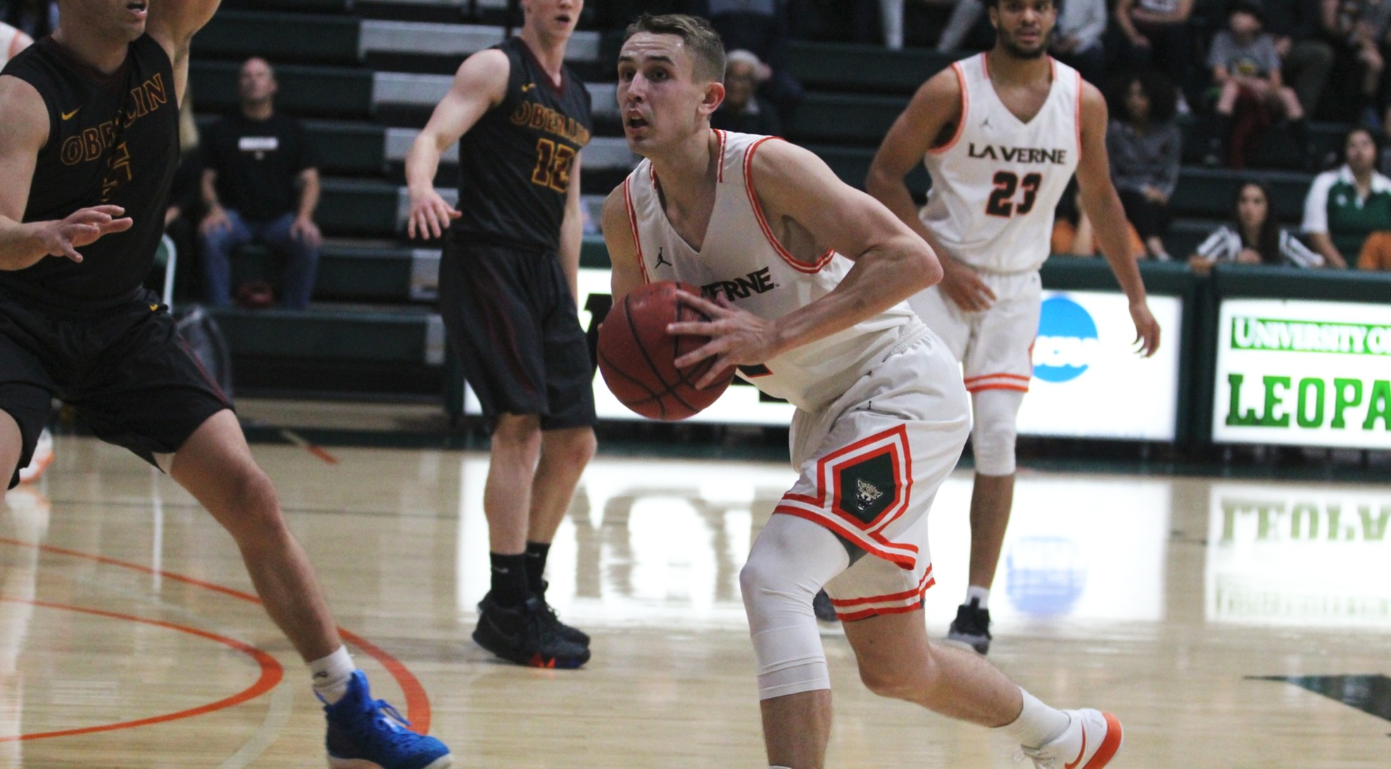Men's Basketball gives Oxy scare