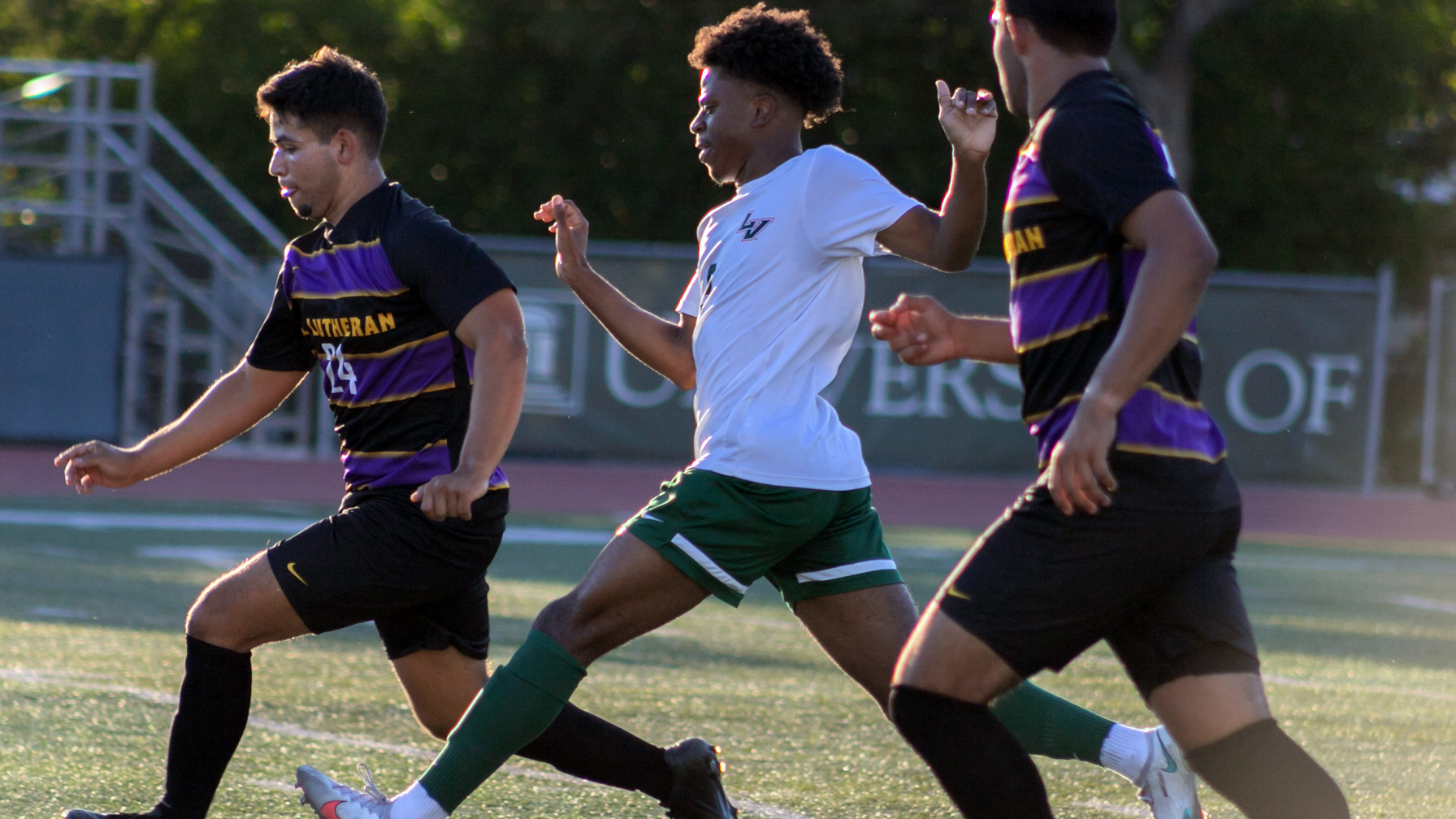 Osagiede's Last Minute Goal Gives Men's Soccer First Win