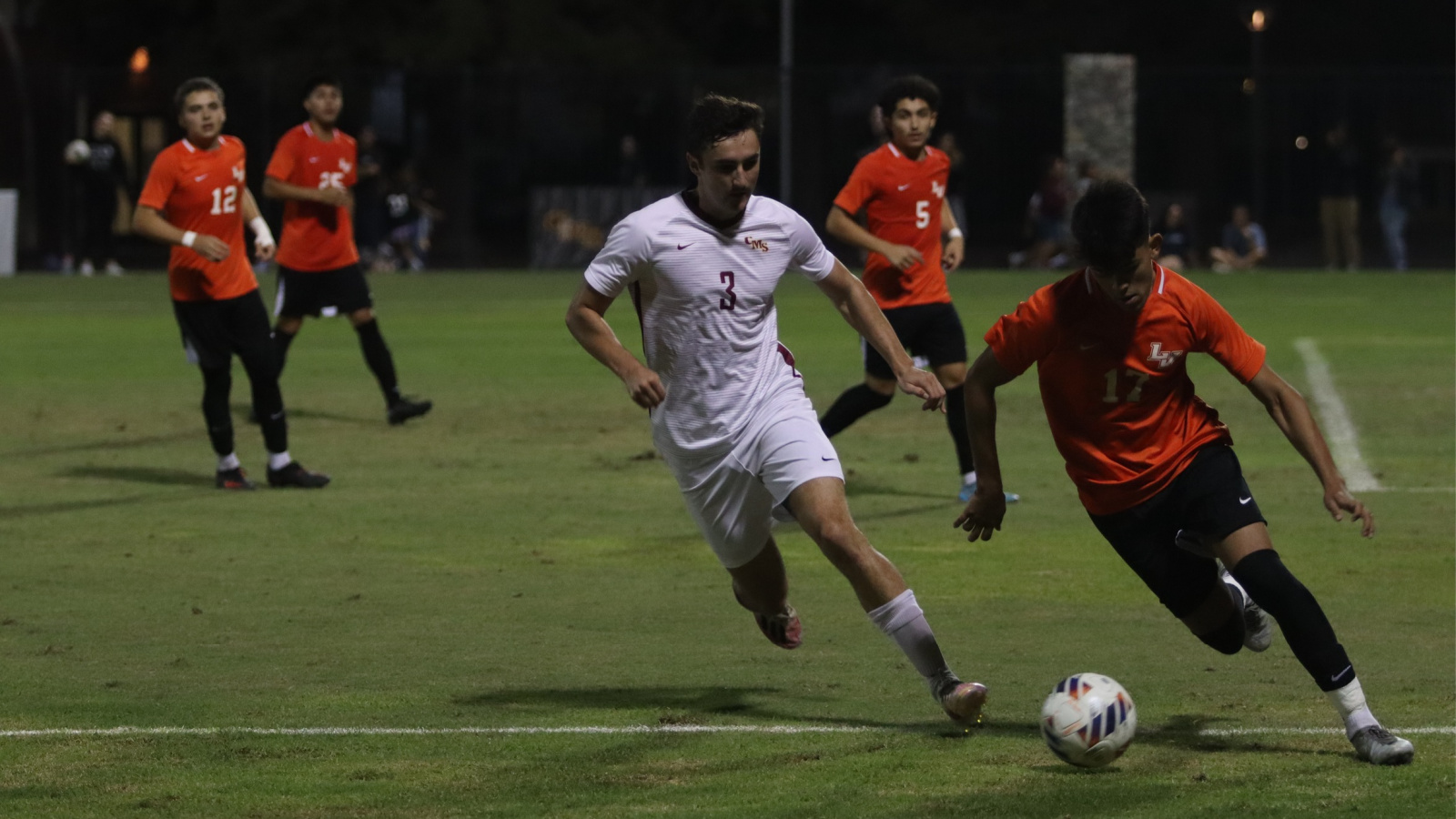 Leopards Battle Stags In Road SCIAC Match-Up
