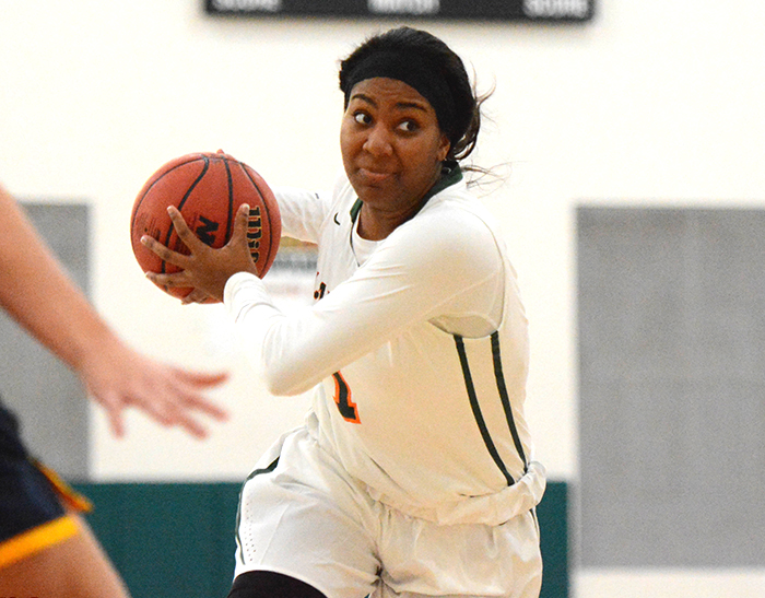 Women’s Basketball stopped at Claremont-Mudd-Scripps