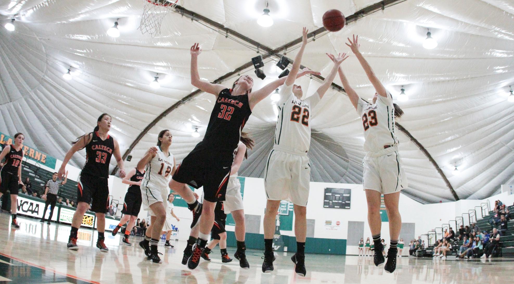 Women's Basketball defeats Caltech, 64-47