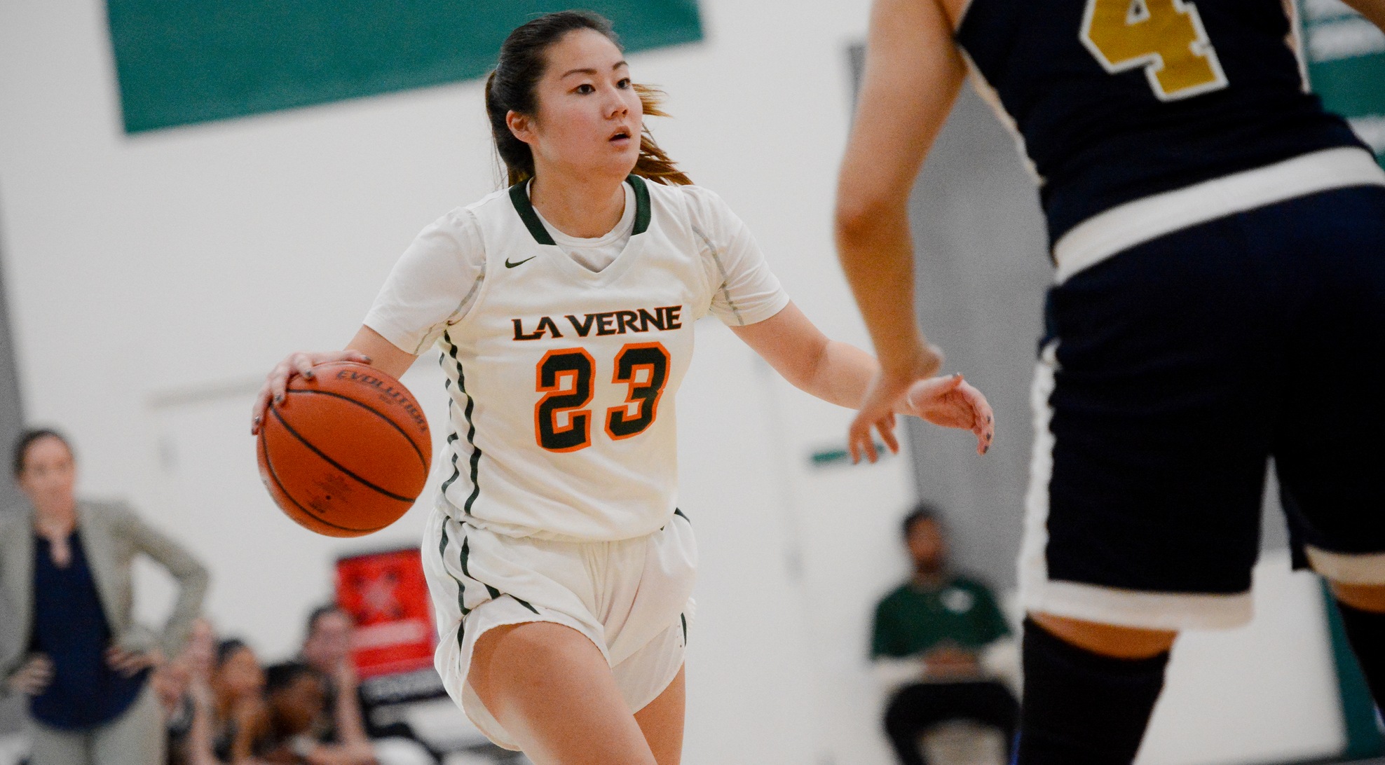 Women's Basketball drops to Occidental, 75-64