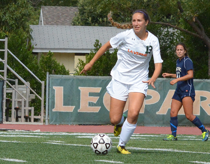 Women’s Soccer misses opportunities in draw with Redlands