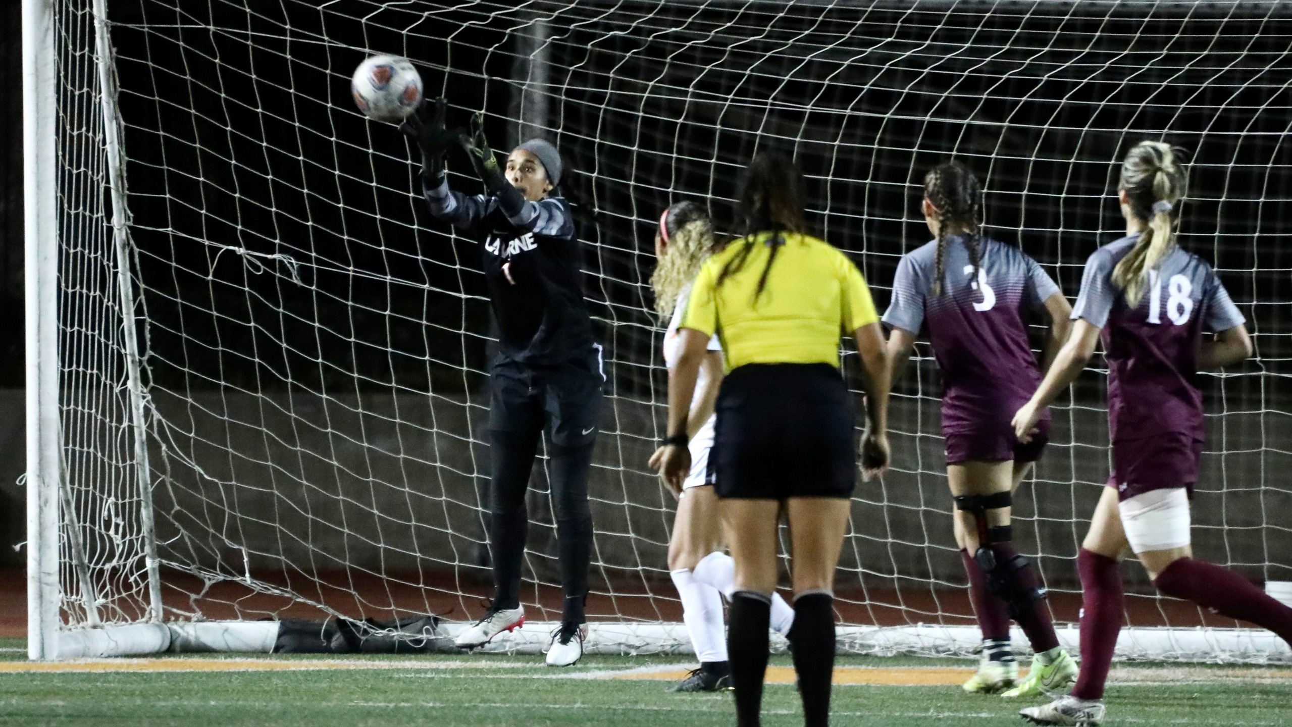 Women's Soccer Unable to Top Bulldogs