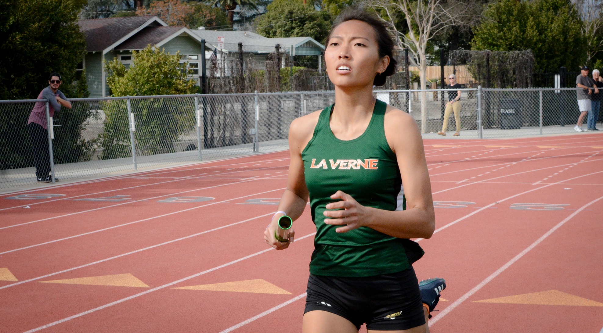 Women's Track and Field goes 1-1 at SCIAC No. 1