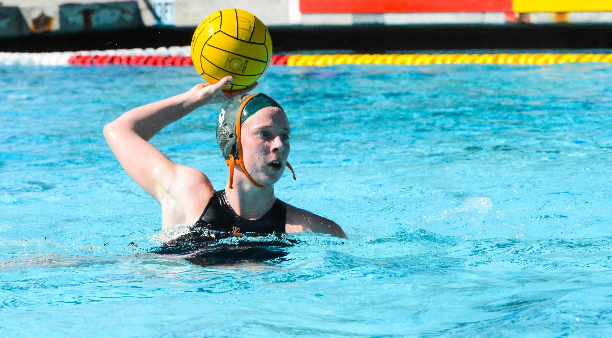 Women's Water Polo splits against Concordia and UCSB