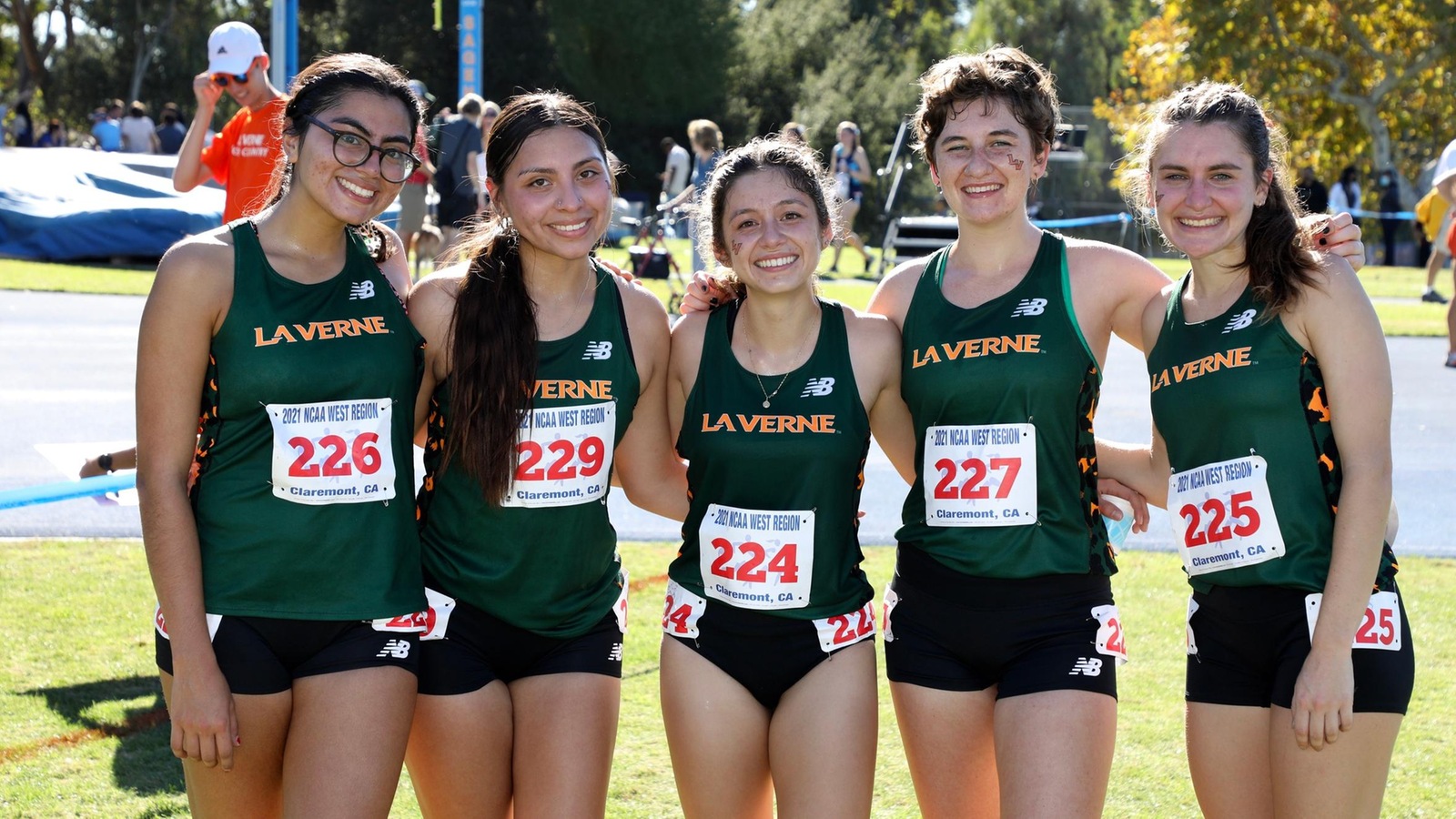 Women's Cross Country Finishes Season Strong at Regionals